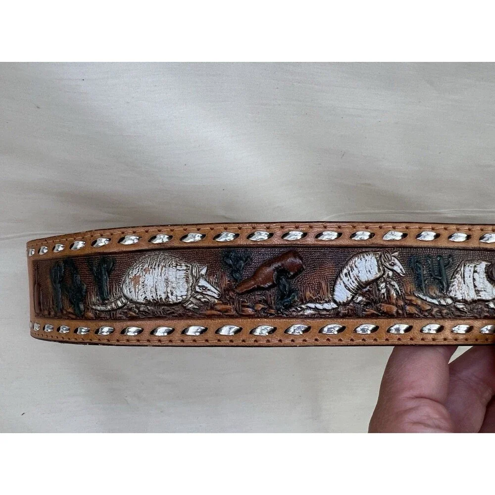 Vtg‎ Circle Y Womens Western Animal Scene Stamped Angie Tooled Belt Leather 32